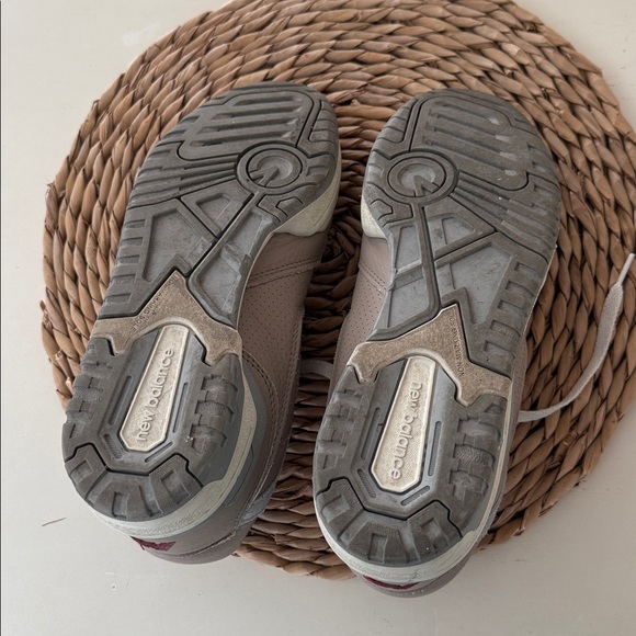 New Balance 550 Lunar New Year - Driftwood size 8.5 - Picture 11 of 12